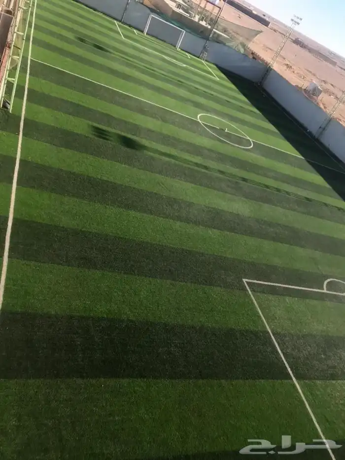 ملعب للبيع بسعر مناسب 4