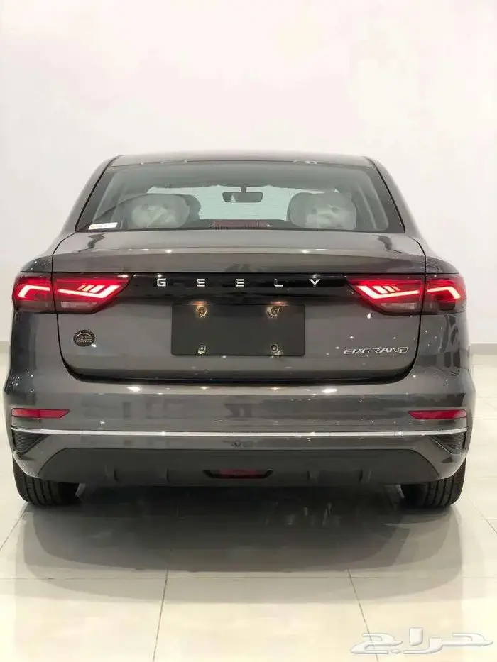 جيلي امجراند استاندر 2025 اللون ازرق كحلي فقط افضل الاسعار 5