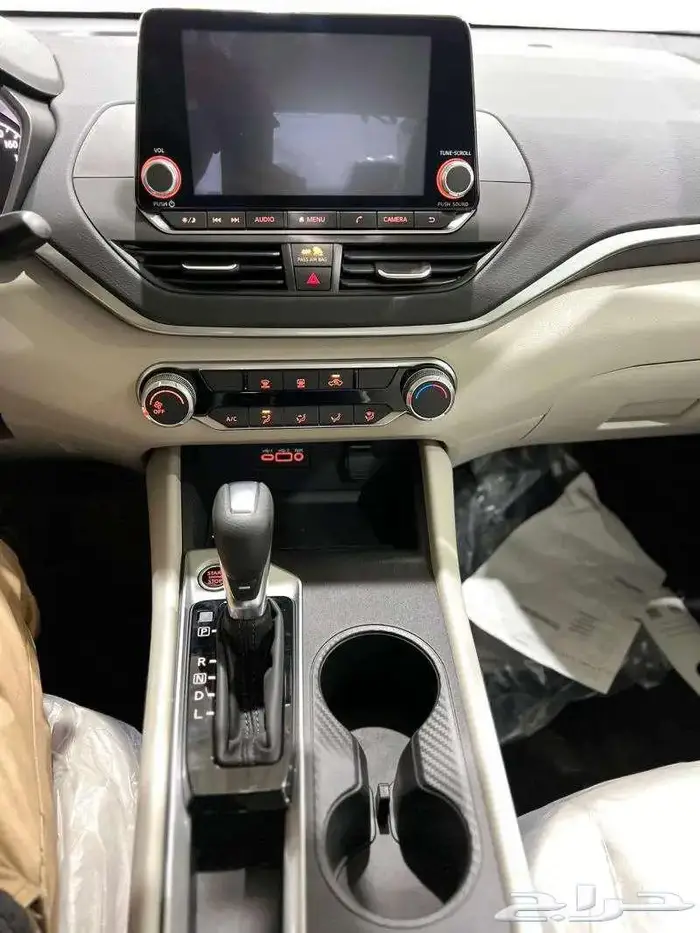 نيسان التيما استندر - نص فل SV 2025 اسود عرض خاص 19