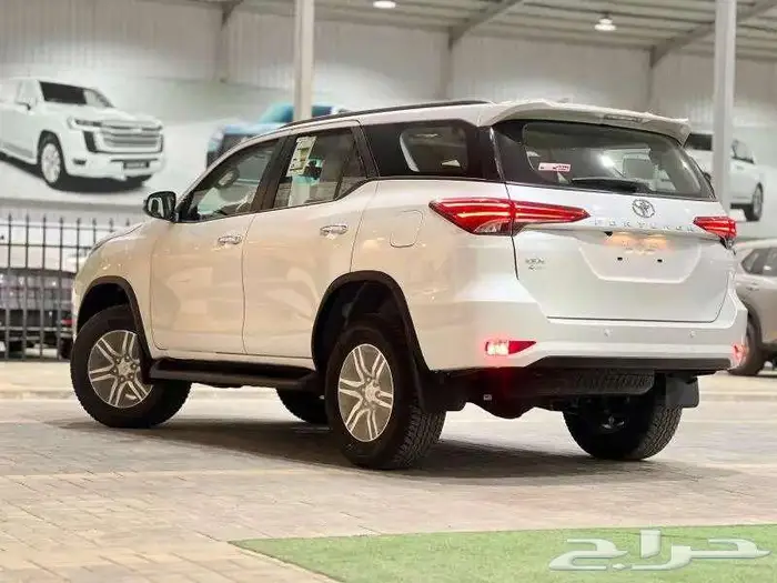 تويوتا فورتشنر GX2 دبل وبدون دبل بنزين وديزل 2025 8