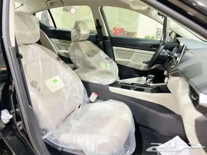 نيسان التيما استندر - نص فل SV 2025 اسود عرض خاص 5