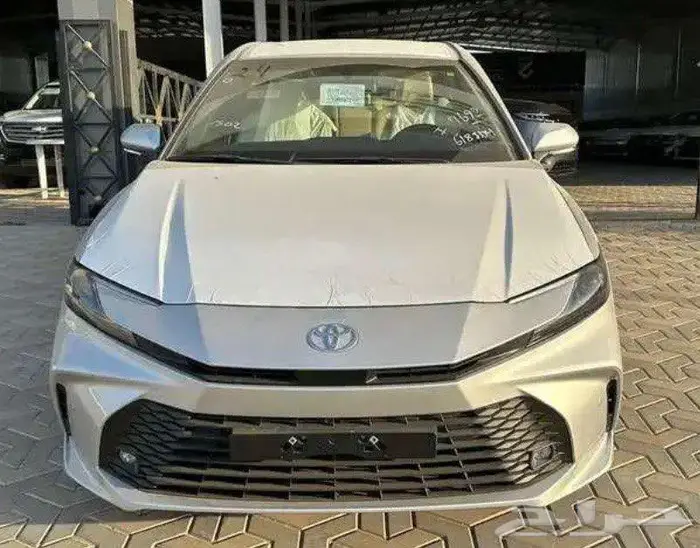 تويوتا كامري استاندر جنوط بنزين 2025 7