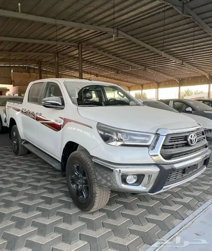 تويوتا هايلكس 2025 GLX-S بنزين بريمي 0