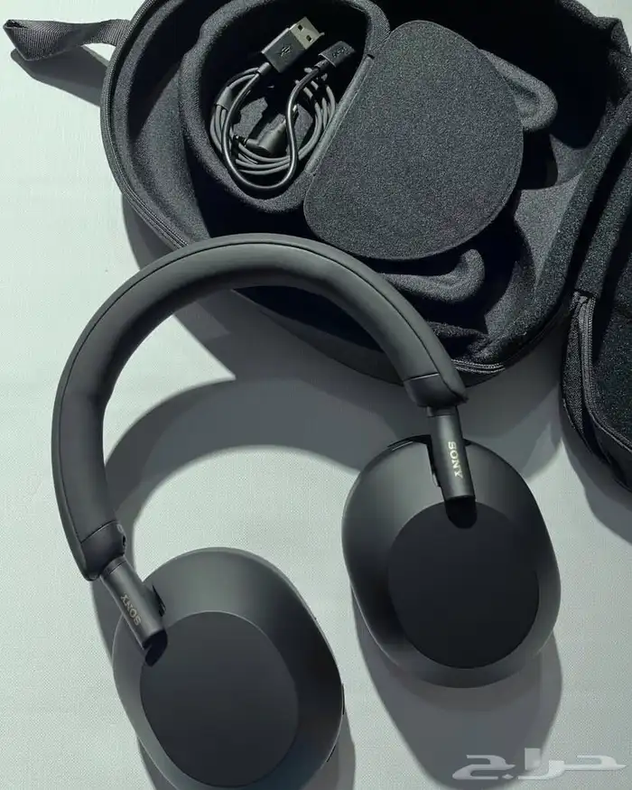 سماعة سوني عازلة للضوضاء XM5 للبيع 3