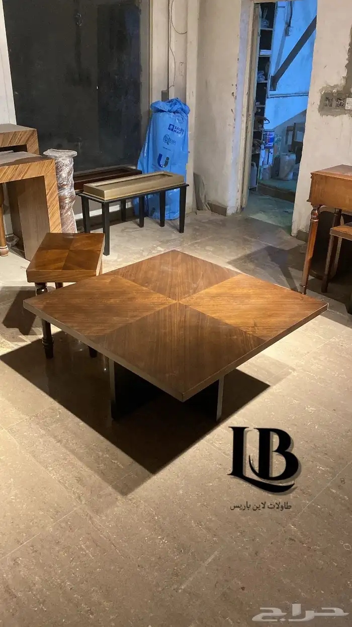 تفصيل اجود انواع طاولات حسب الطلب 0