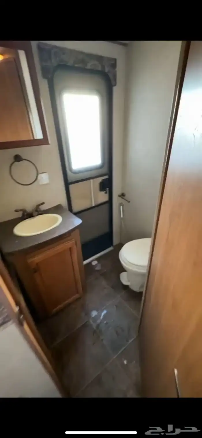 كرفان امريكي 31 قدم 10