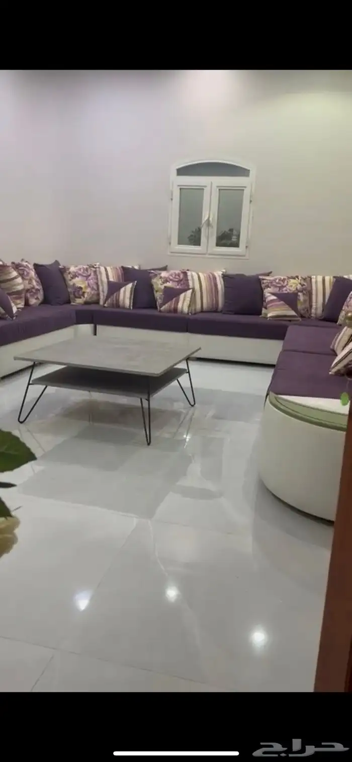 كنب للبيع مع طاولات 0