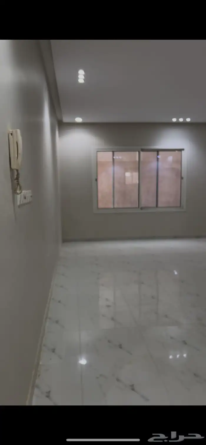 دور أرضي للإيجار المجمعة حي الملتقى 3