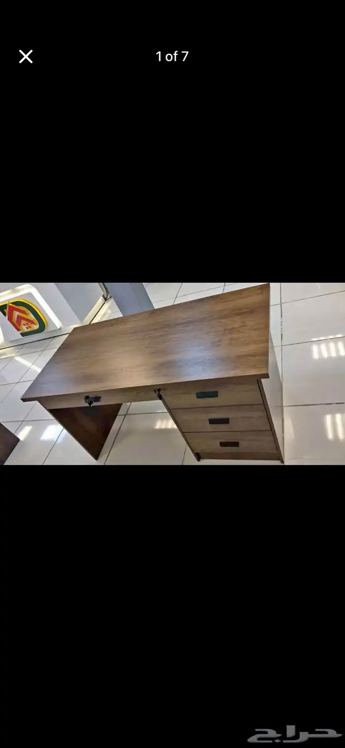 طاولة مكتب بلمسة فنية  متوفرة بأحجام مختلفة. 21