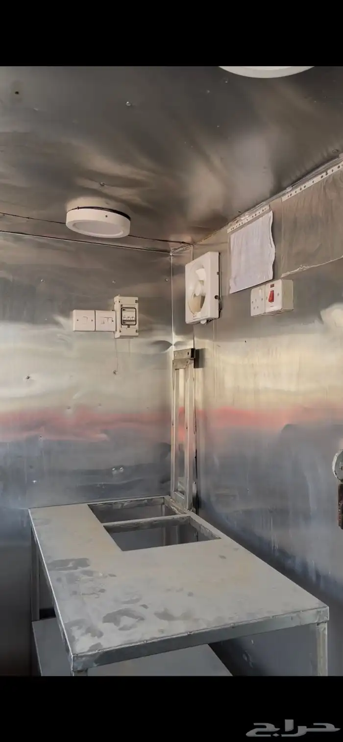 للبيع فود ترك جاهزه باغراضها بيع مستعجل 2