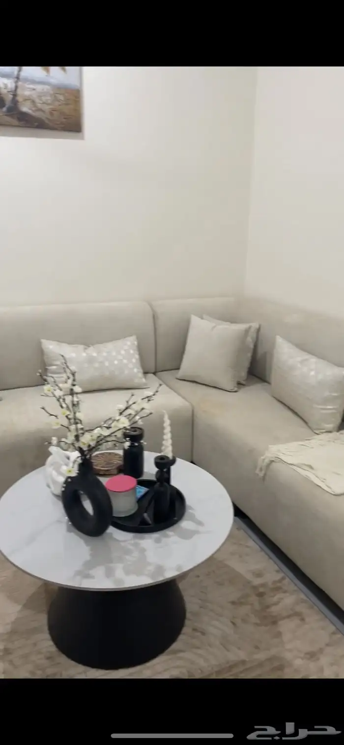 كنب مع طاوله وفرشه 0