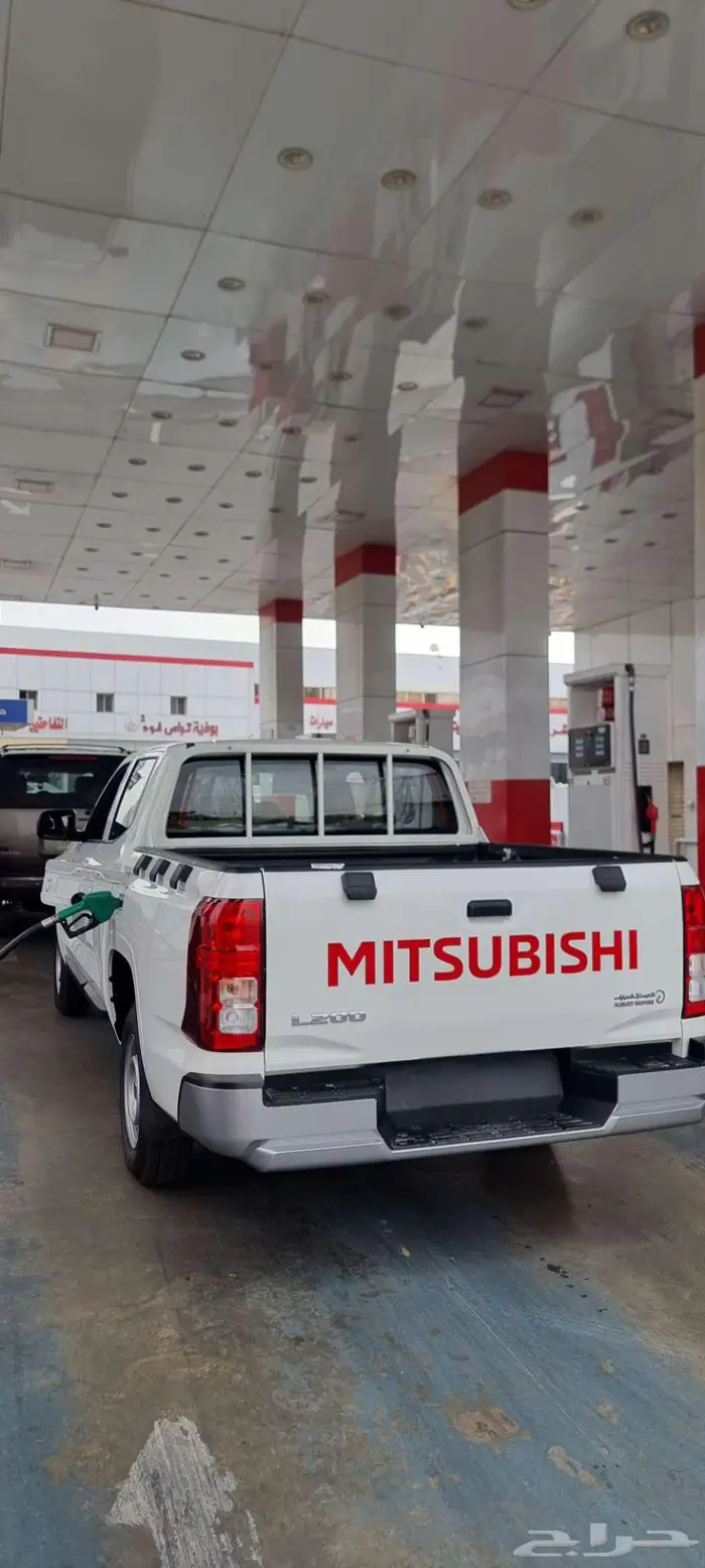 متسوبيشي L200 بنزين 2