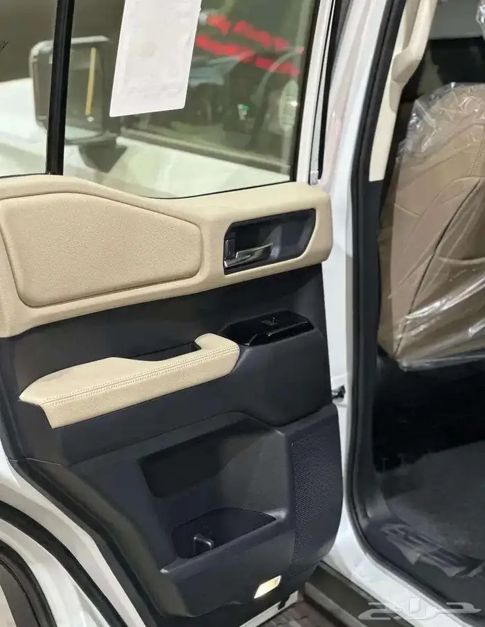 تتوفر فئات برادو 2025 اصفار لمبيعات النقد و البنوك بأقل ربح 27