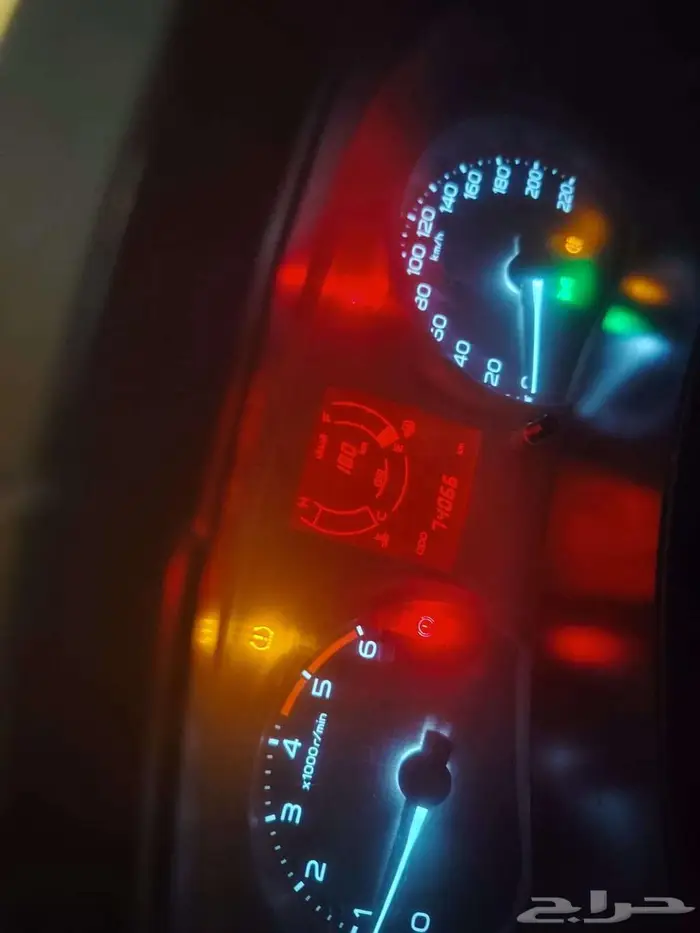 ايسوزو اللون ابيض موديل 2019 6