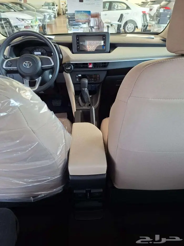 تويوتا يارس Y استاندر 2026 6