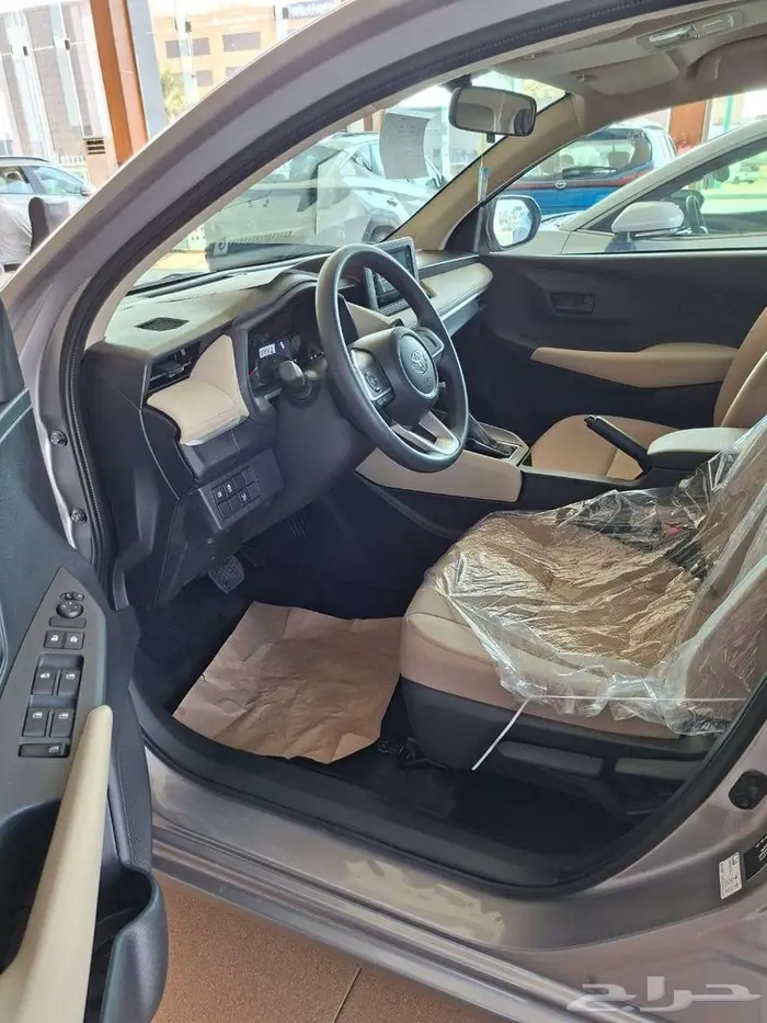 تويوتا يارس Y استاندر 2026 3