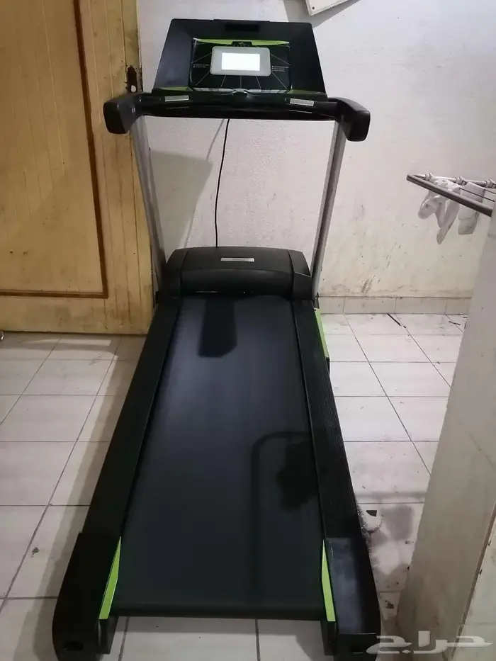 سير كهربائي بحاله ممتازه لوزن 140 كيلو 3 حصان 7