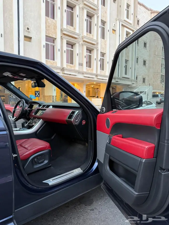 للبيع رانج سبورت 2015 ممشى قليل بدي محركات وكالة 19