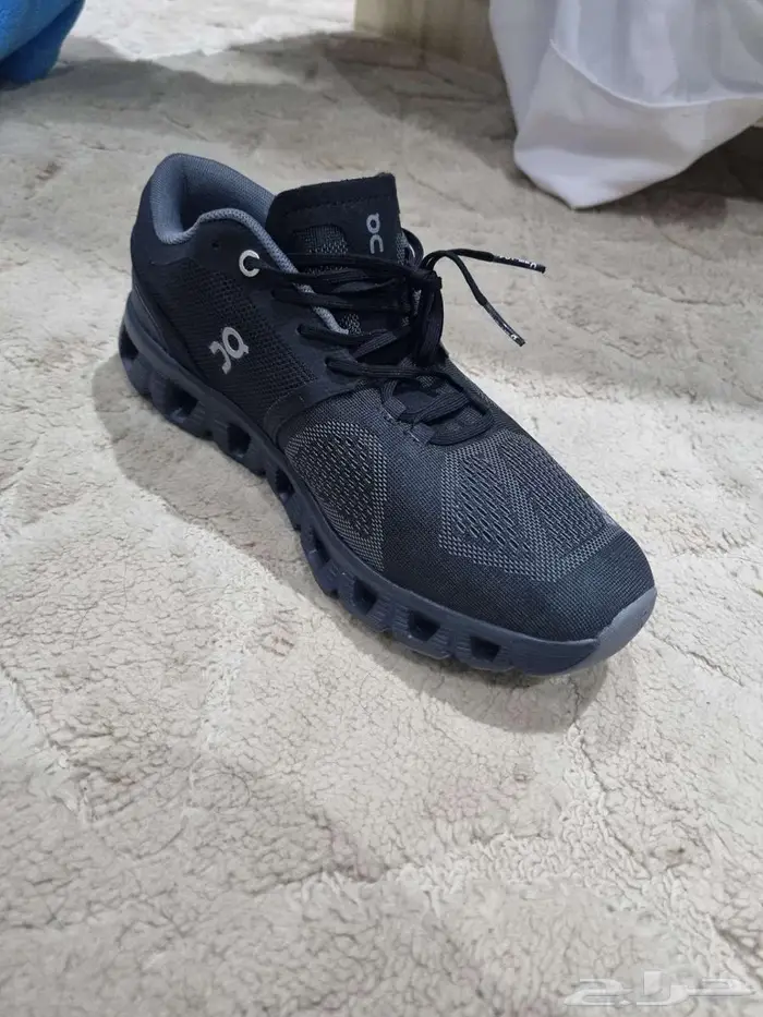 حذاء اون راننج 3