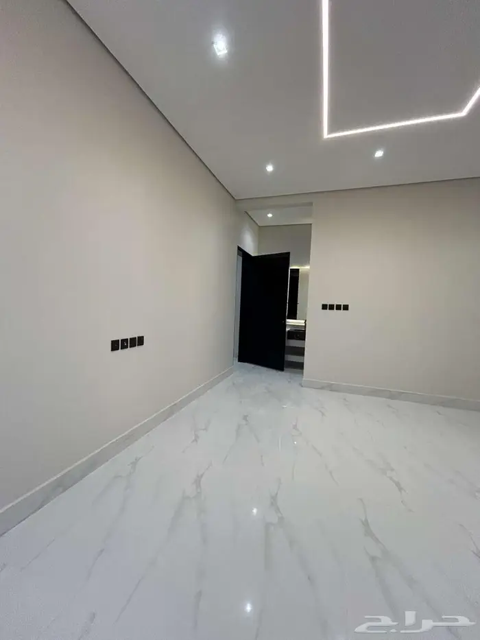 دور اول جديد للبيع الحزم 23