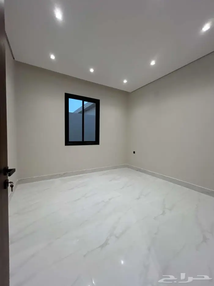 شقه مدخل خاص للبيع الحزم (مساحه 200) 14