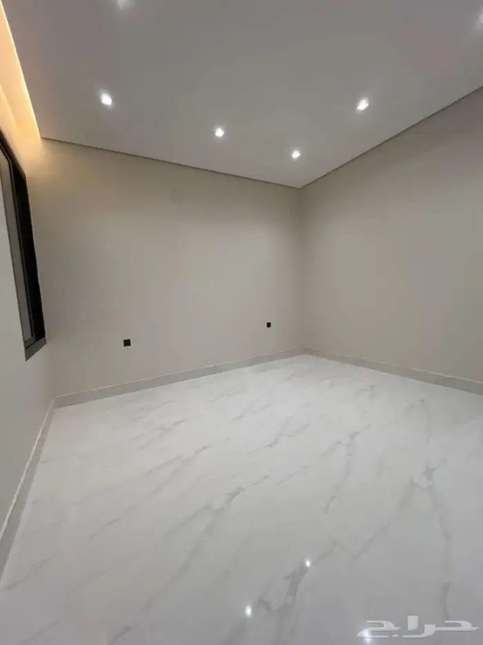 شقه مدخل خاص للبيع الحزم (مساحه 200) 15