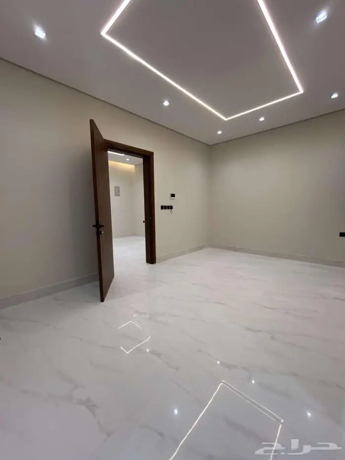 شقه مدخل خاص للبيع الحزم (مساحه 200) 20