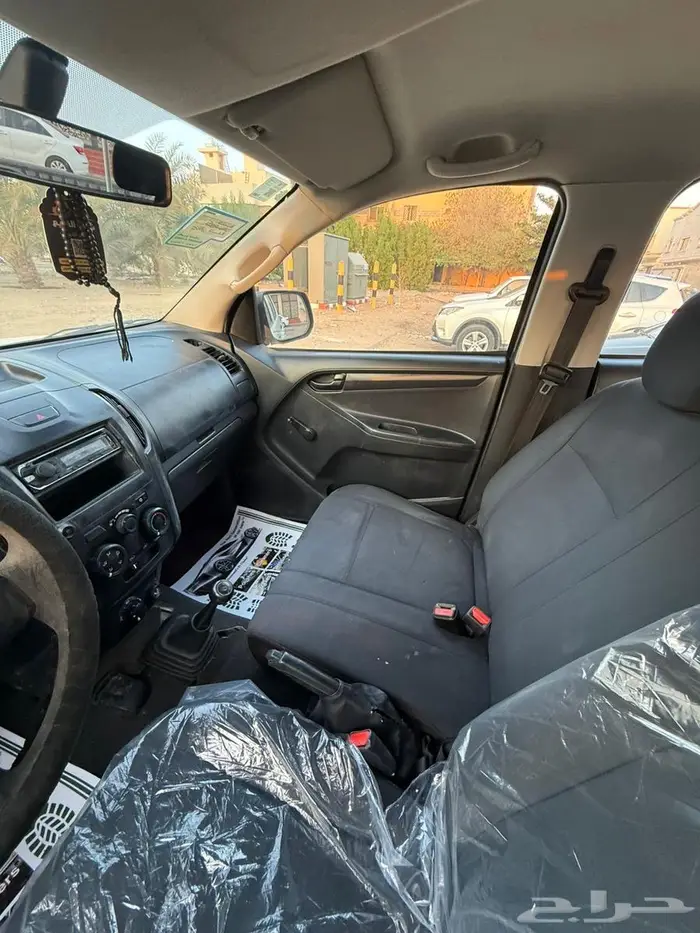 ايسوزو ديماكس استندر2016 4