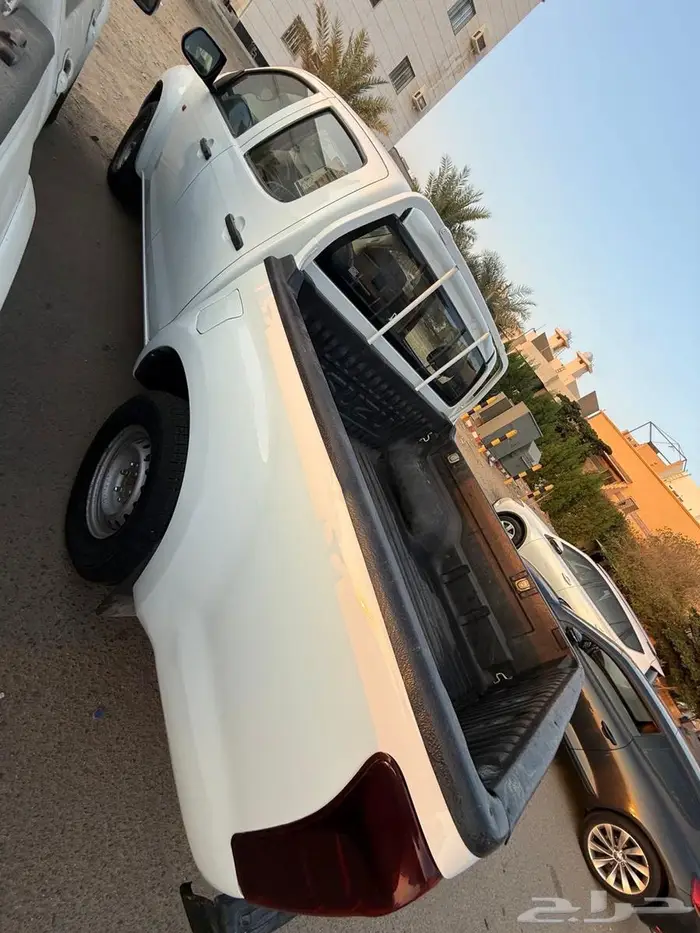 ايسوزو ديماكس استندر2016 2