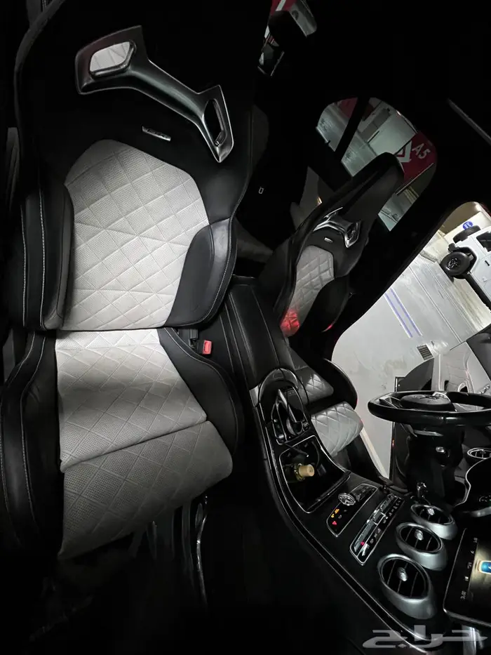 للبيع مرسيدس C43 2019 AMG 9