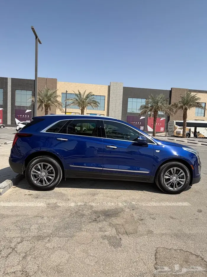 كاديلاك XT5 2023 مخزن سعودي الجميح 3