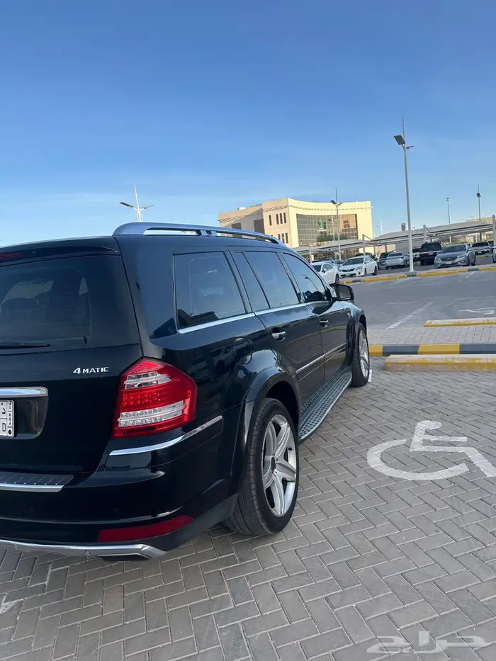 جيب جي ال مرسدس للبيع اوالبدل 2011 4