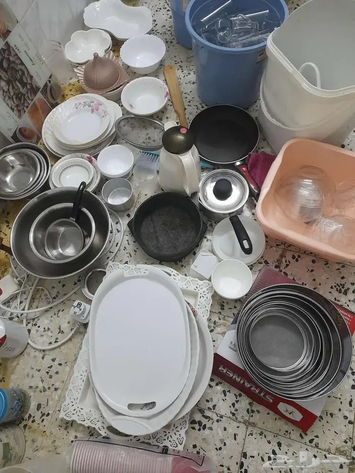 اسطوانات غاز للبيع وادوات مطبخ كامل للبيع الباحه 22