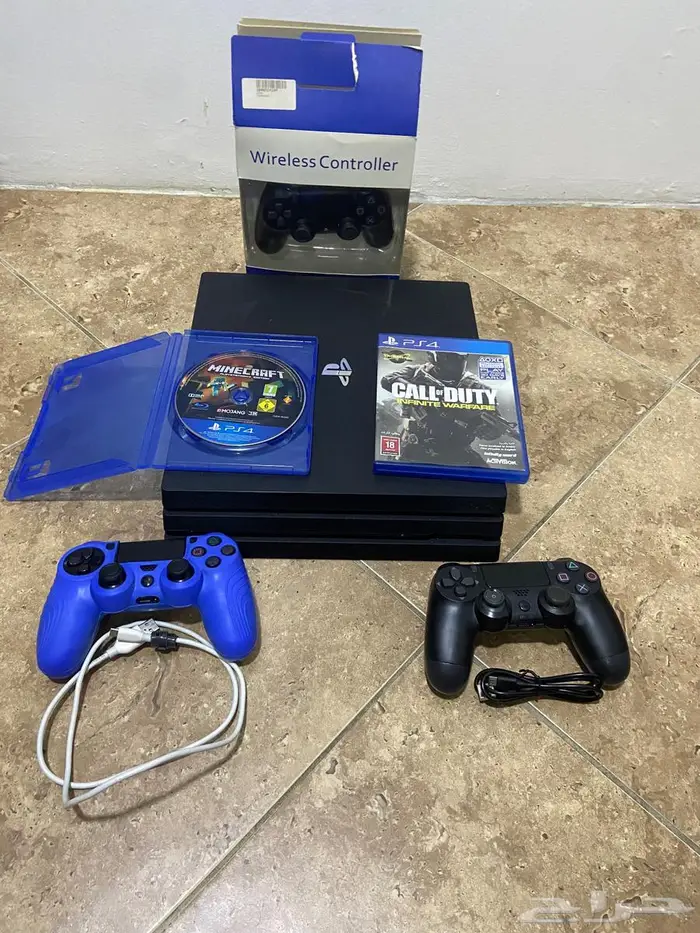 سوني 4 برو 1TB معاه اماينكرافت وا كود وا 3 يدت تحكم 0