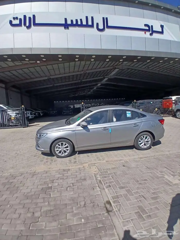 ام جى 5 استندر موديل 2025 5