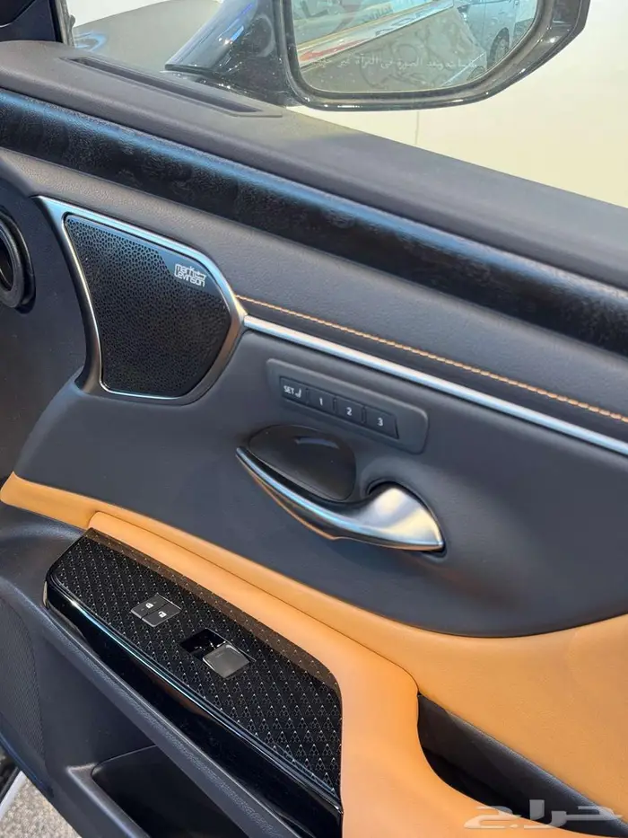 لكزس ES350 DD سعودى اعلى مواصفات 2025 كاش وتمويل بعروض 8