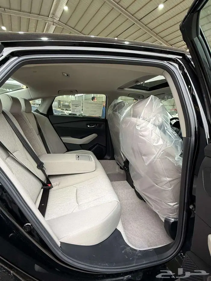 هوندا اكورد EX نص فل 2025 11