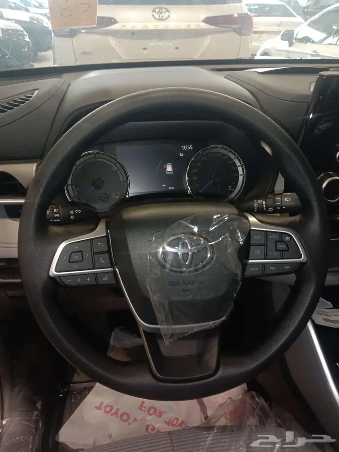 تويوتا هايلاندر 2024 LE هجين استاندر دبل ضمان عبد الطيف جميل 8