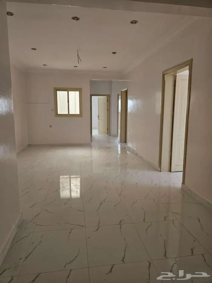 شقة بتبوك للبيع بسعر مغر 6