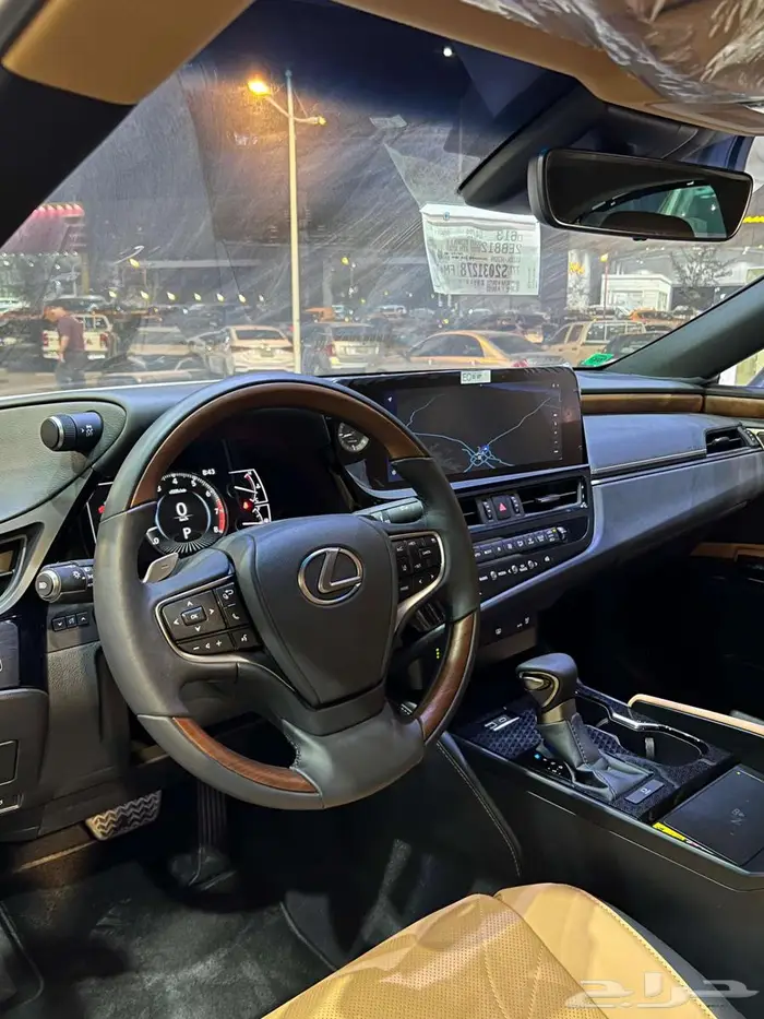 لكزس ES350 DD متوفر خليجي و سعودي 2025 16