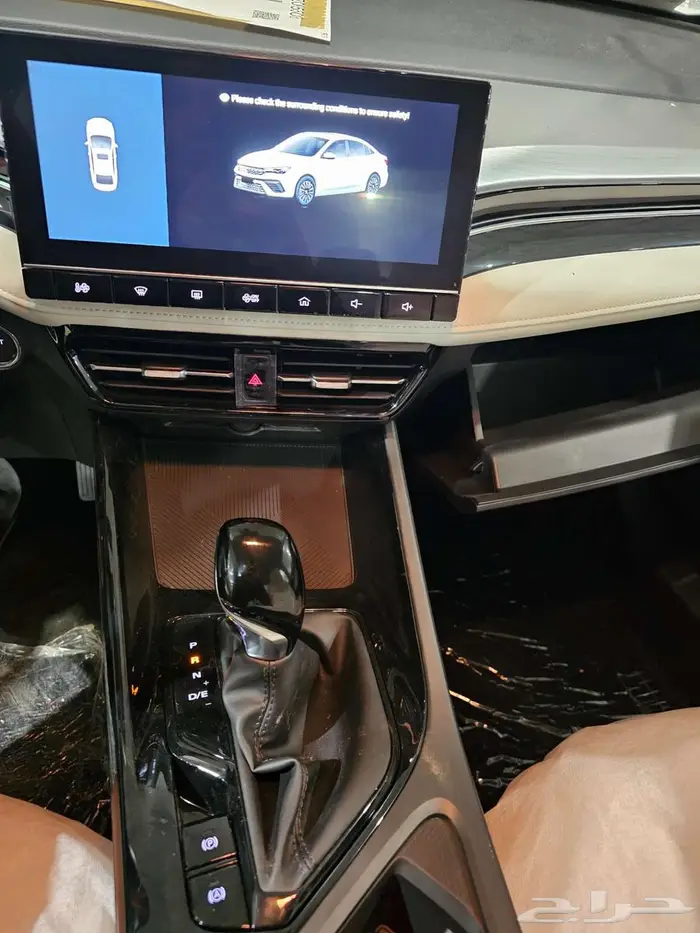 ام جي 5 الشكل الجديد 2025 أستاندر 6