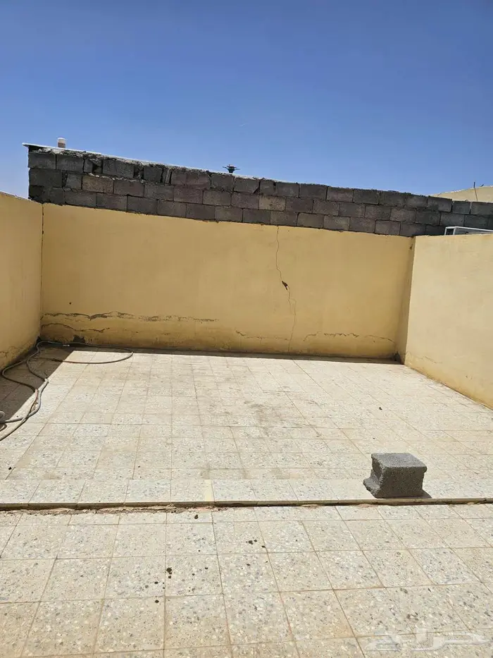 شقة بتبوك للبيع بسعر مغر 8