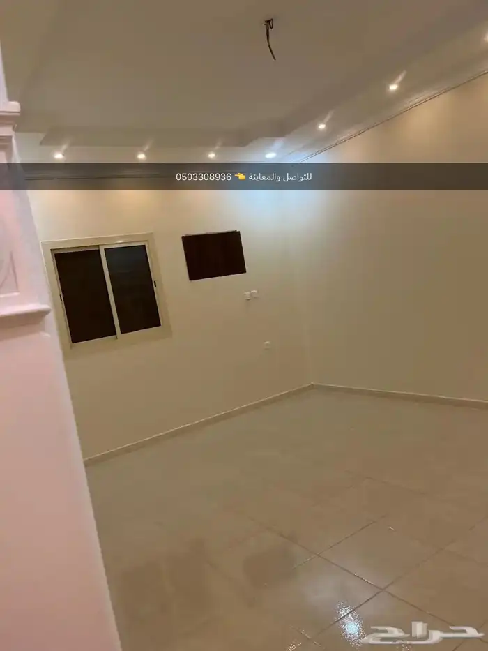 شقة 3 غرف وصالة - بمدخلين ( العزيزية ) الدفاع 3