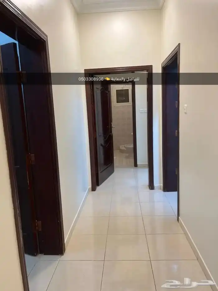 شقة 3 غرف وصالة - بمدخلين ( العزيزية ) الدفاع 7