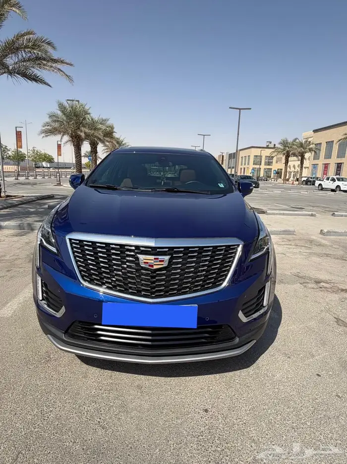 كاديلاك XT5 2023 مخزن سعودي الجميح 1