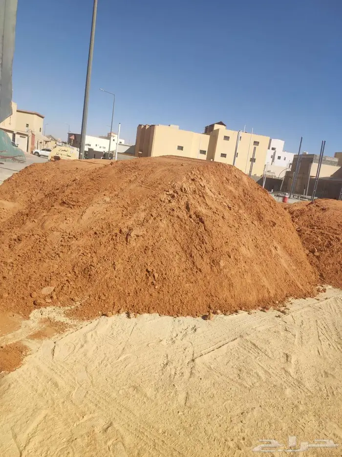 رمل احمرلقواعد وزراعي بسعر مغري جدا 0