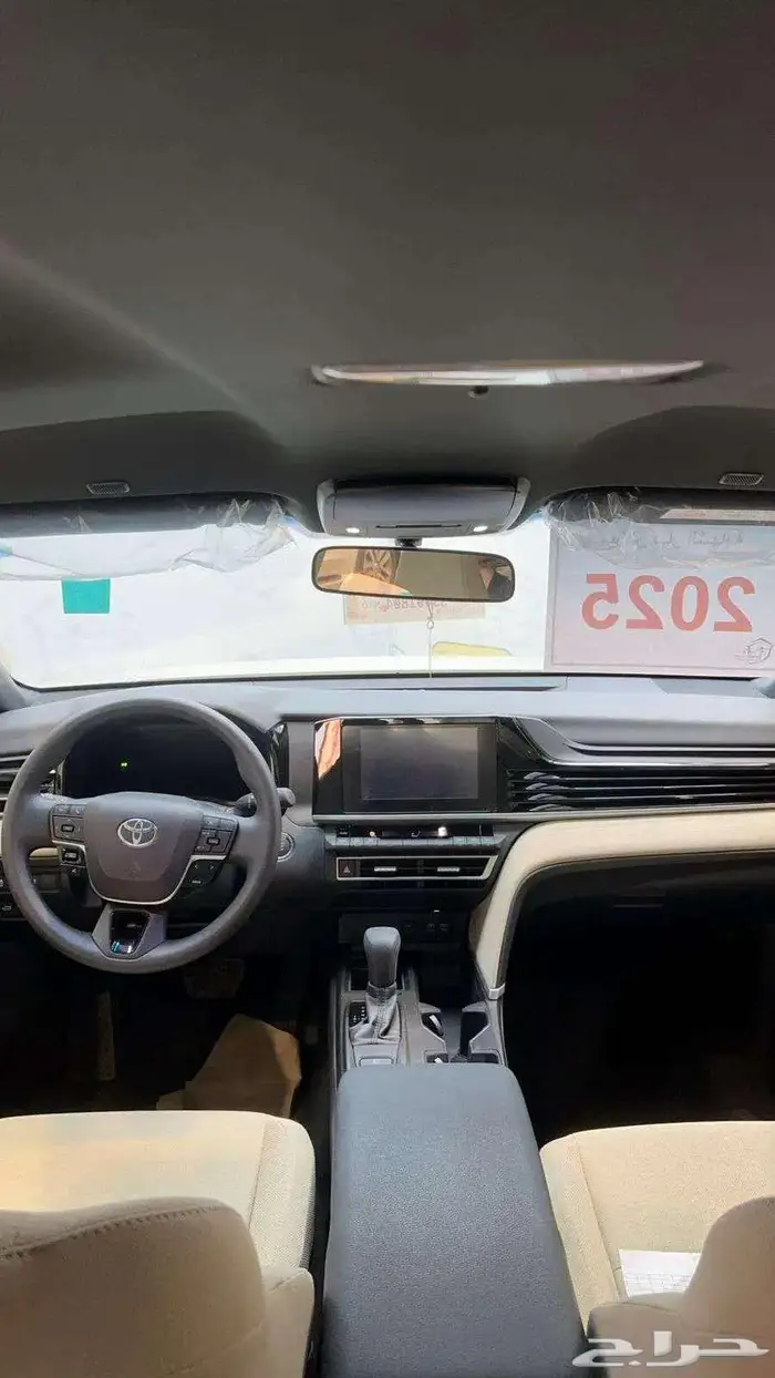 تويوتا كامرى E ستاندر بنزين 2025 كاش واقساط 3