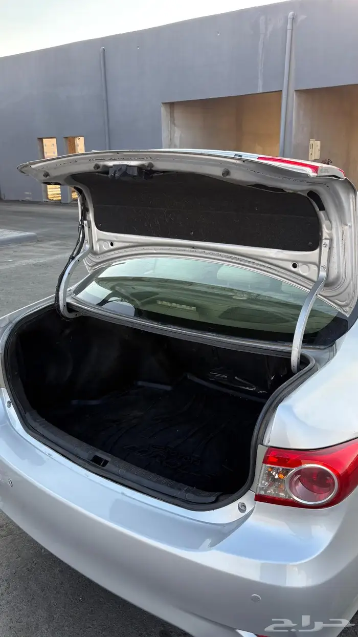 تايوتا كورولا 2013 نظيف 17