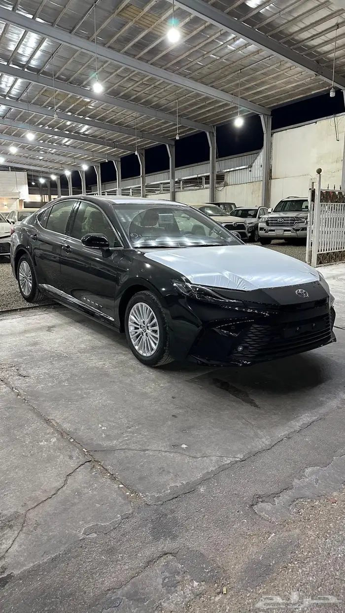 كامري نص فل (LE) اسود سعودي 2025 1