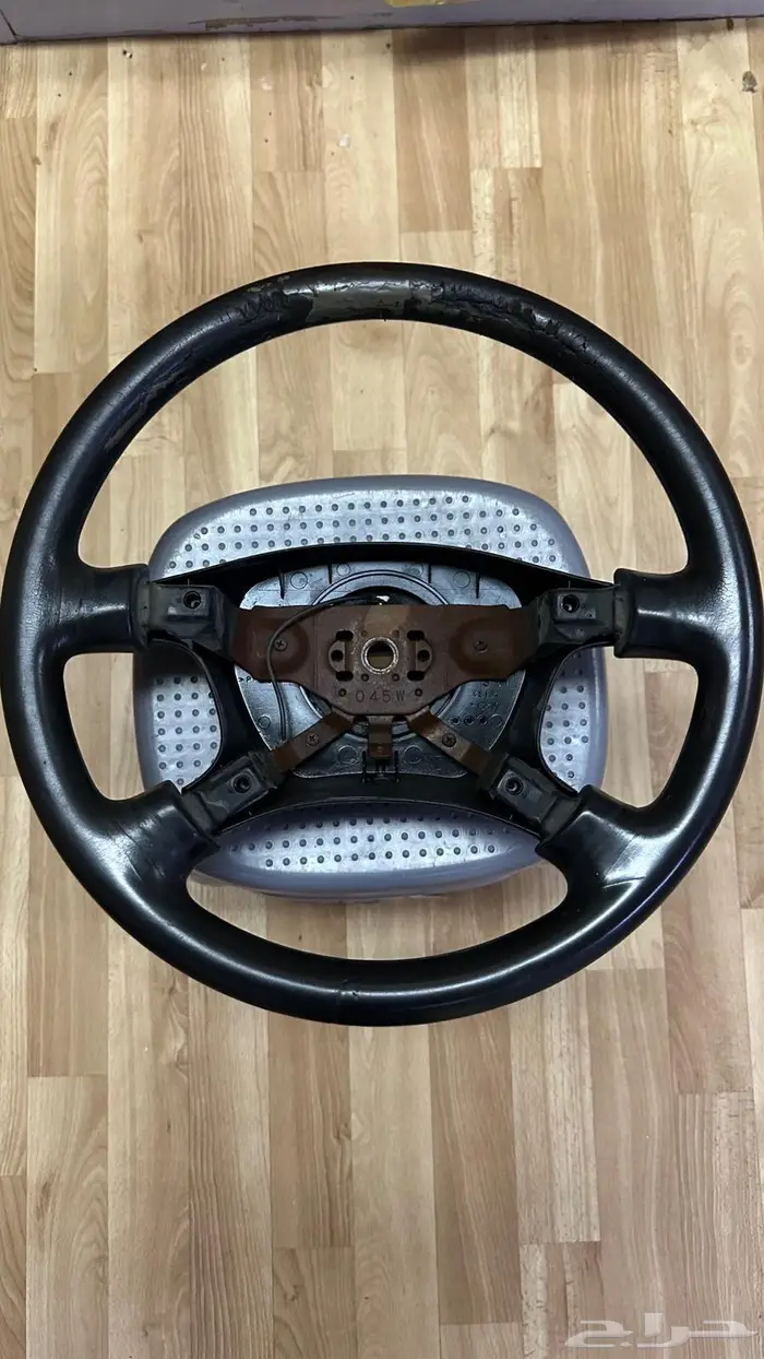 طارة كامري 99 xli اسود 0